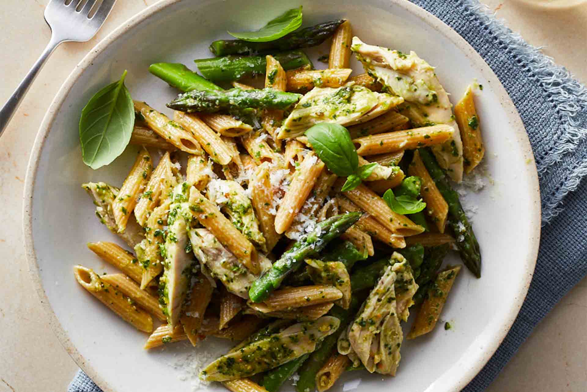 Tavuk Penne Pesto