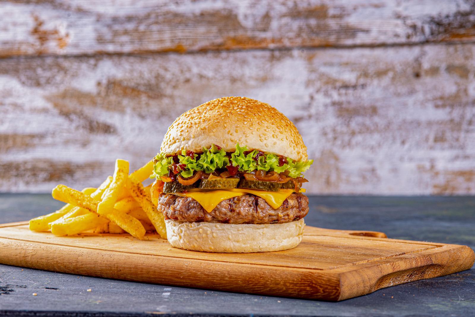 CheeseBurger